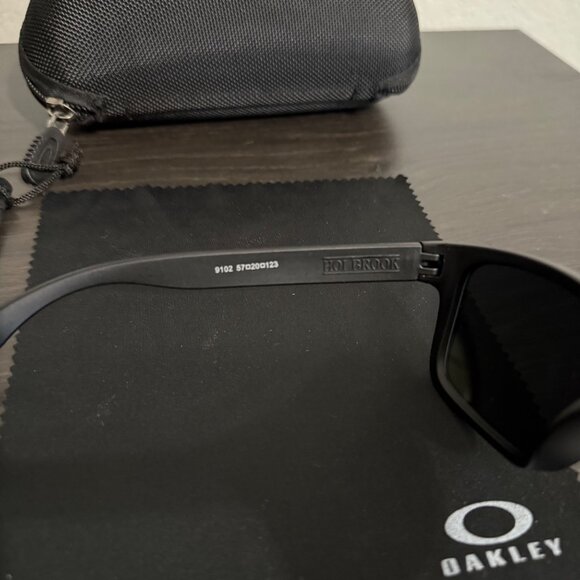 OO9102 Oakley Holbrook Black Matte Gold Reflective Lenses - Picture 4 of 5